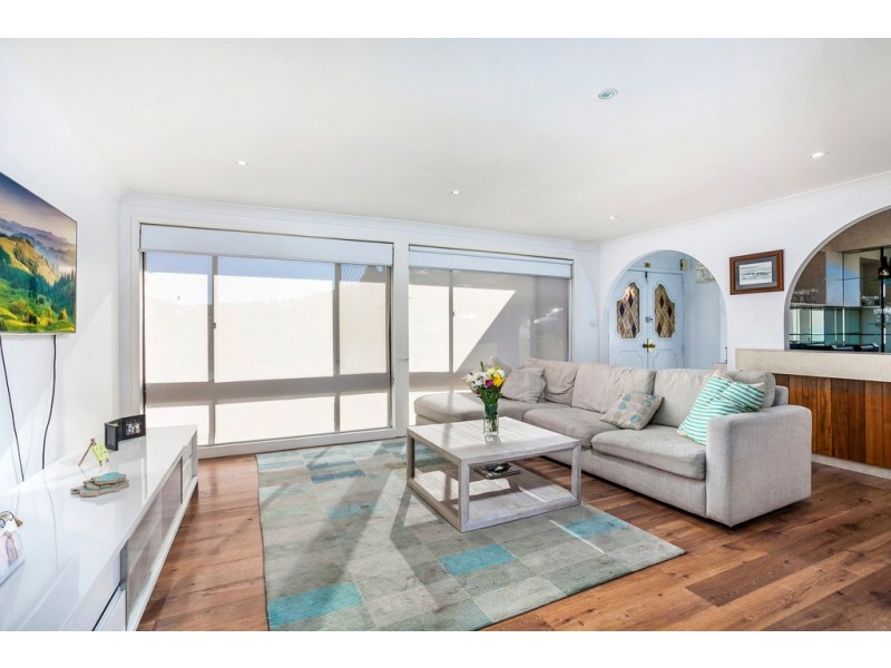 87 Parklands Drive, Shellharbour NSW 2529