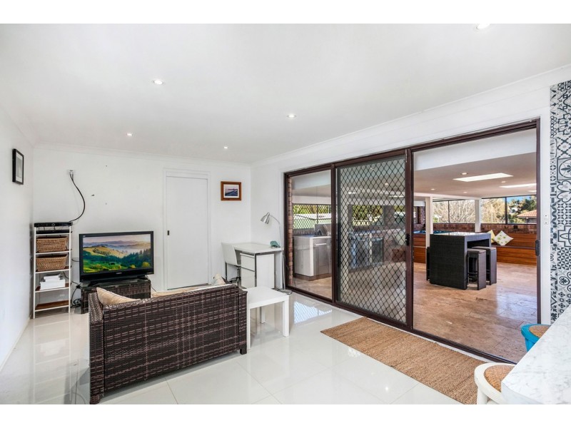87 Parklands Drive, Shellharbour NSW 2529