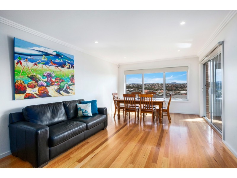 8 Foster Road, Flinders NSW 2529