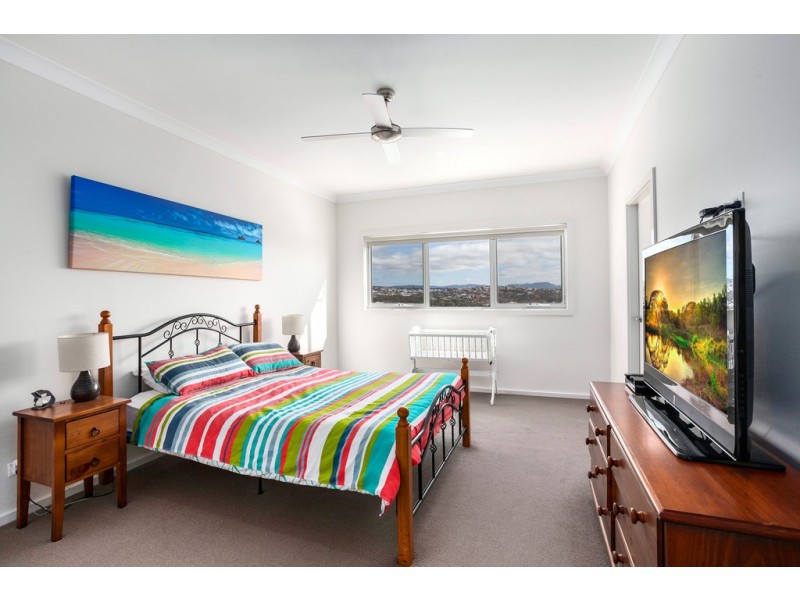 8 Foster Road, Flinders NSW 2529