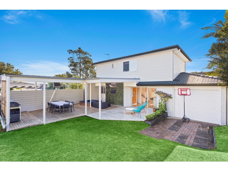 4 Cox Parade, Mount Warrigal NSW 2528