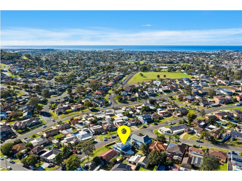 4 Cox Parade, Mount Warrigal NSW 2528