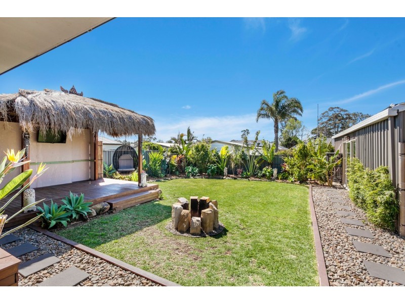 19 Acacia Avenue, Albion Park Rail NSW 2527