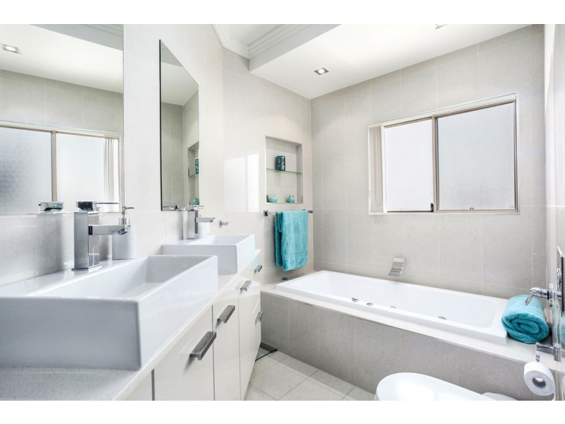 5 Lorikeet Place, Blackbutt NSW 2529
