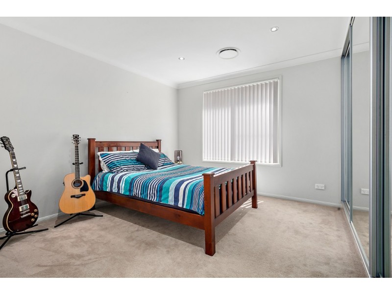 16 Caravel Crescent, Shell Cove NSW 2529