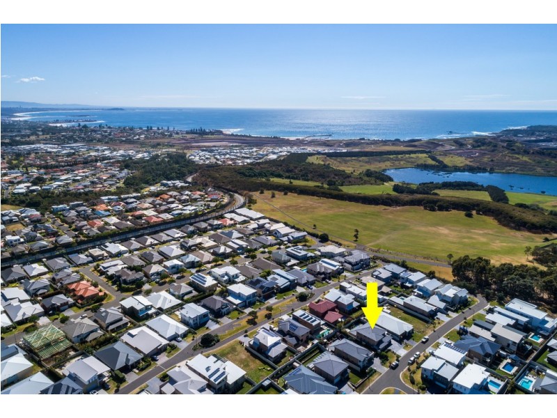 10 Vines Avenue, Shell Cove NSW 2529