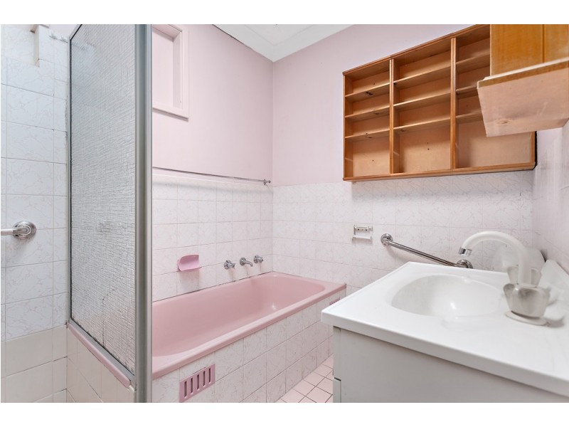 3 Gordon Avenue, Oak Flats NSW 2529