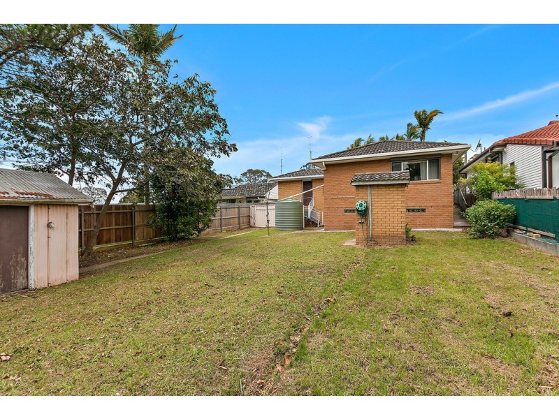 3 Gordon Avenue, Oak Flats NSW 2529
