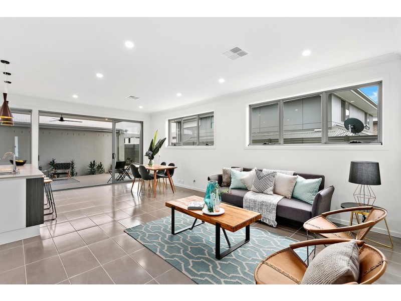 100 Harbour Boulevarde, Shell Cove NSW 2529