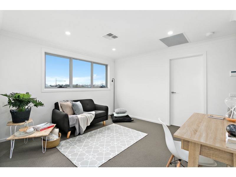 100 Harbour Boulevarde, Shell Cove NSW 2529