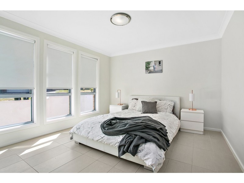 8 Jemima Close, Flinders NSW 2529