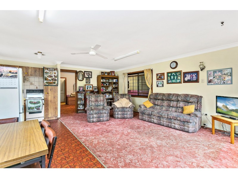 7 Hoskins Avenue, Warrawong NSW 2502