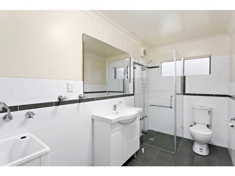 1/6 Osborne Parade, Warilla NSW 2528