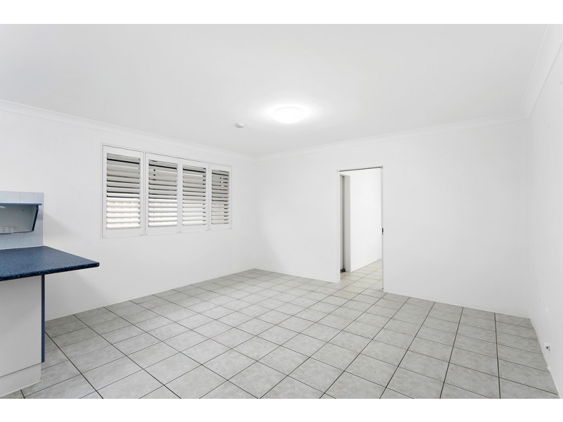 1/6 Osborne Parade, Warilla NSW 2528