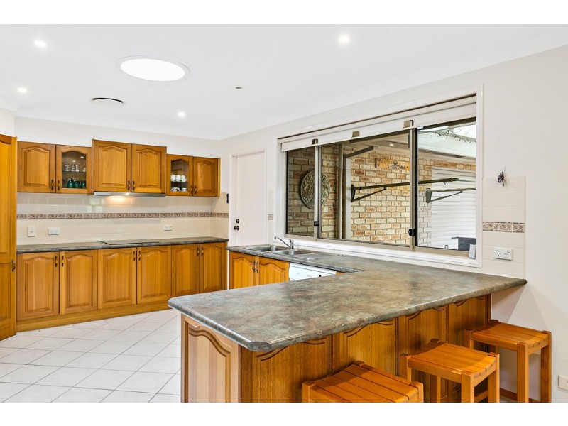 3 Brewster Way, Flinders NSW 2529