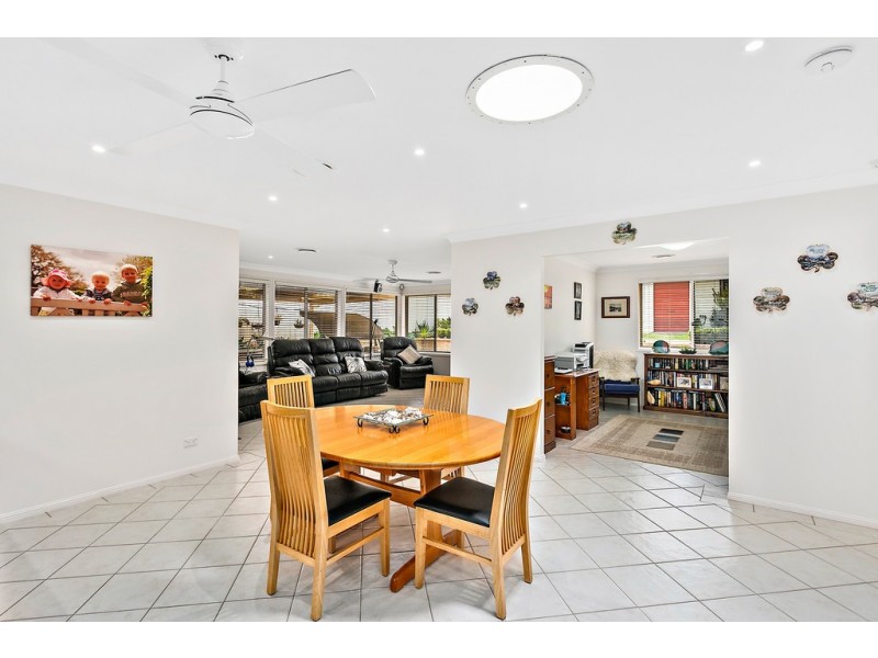 3 Brewster Way, Flinders NSW 2529