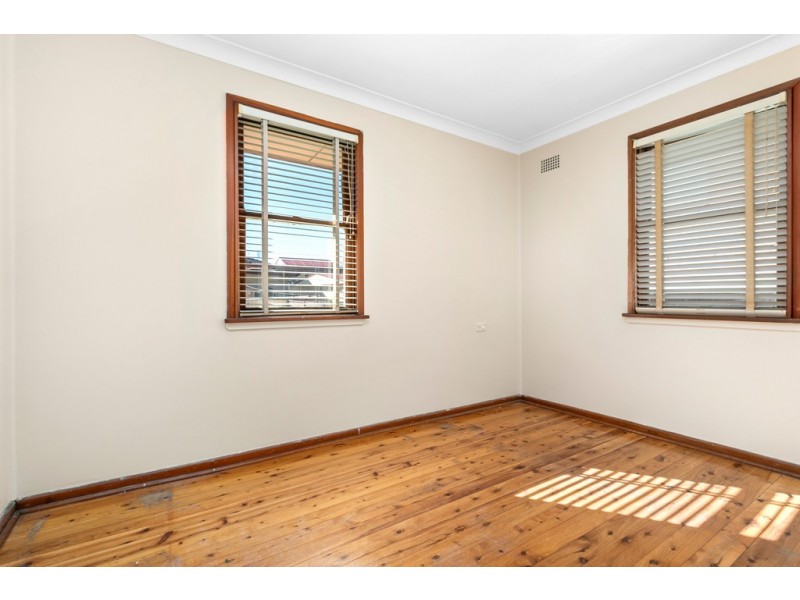 6 Cumberland Street, Berkeley NSW 2506