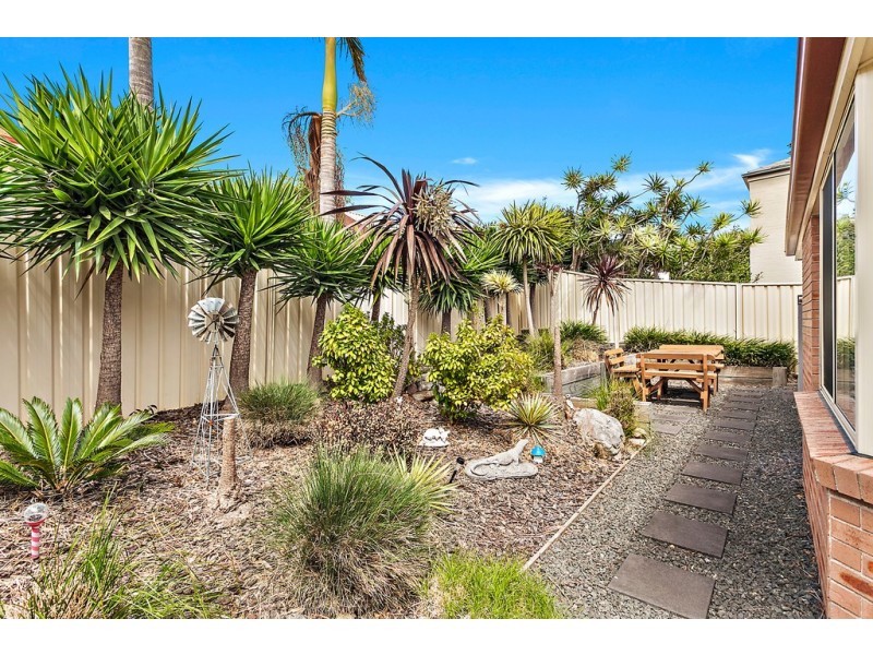 12 Cove Boulevarde, Shell Cove NSW 2529