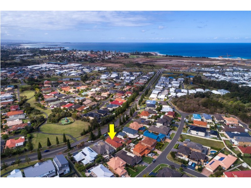 12 Cove Boulevarde, Shell Cove NSW 2529