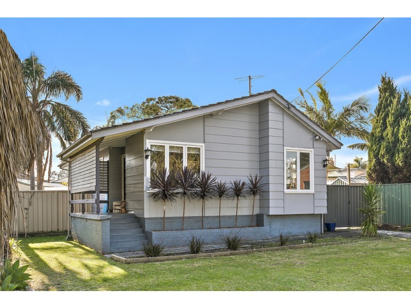 82 Darley Street, Shellharbour NSW 2529