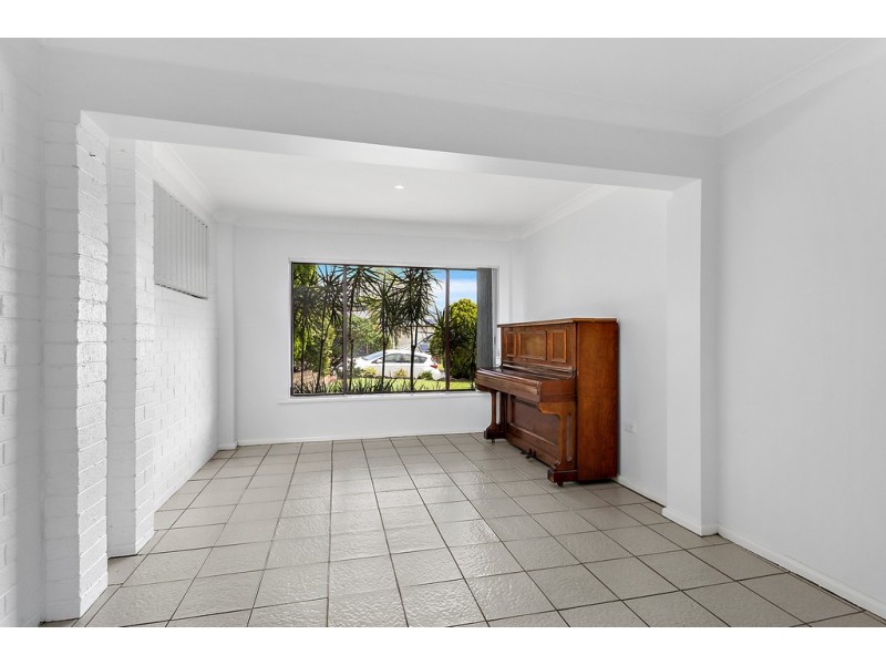 39 Exmouth Road, Kanahooka NSW 2530