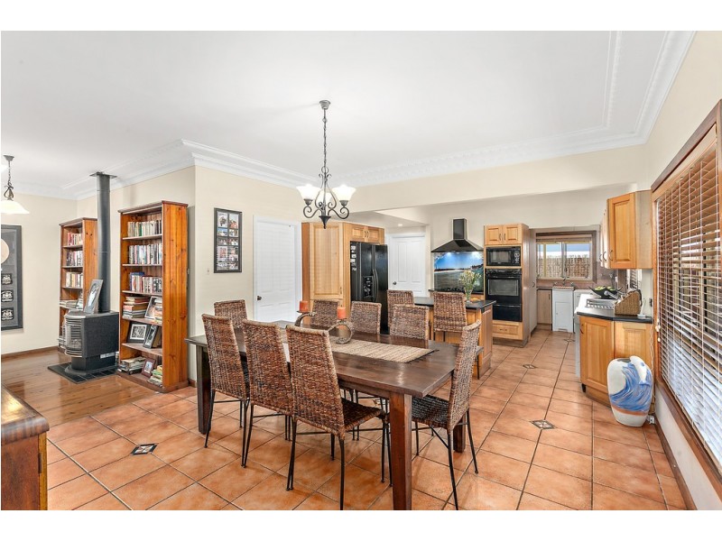 61 Tobruk Avenue, Port Kembla NSW 2505