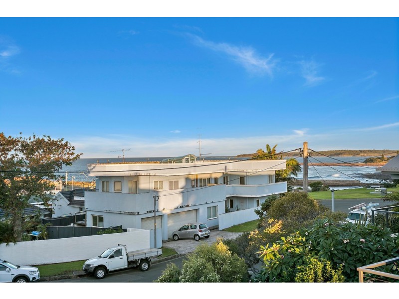 Unit 1/4 Gardeners Crescent, Shellharbour NSW 2529