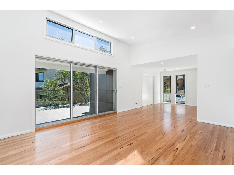 1A Reynolds Lane, Oak Flats NSW 2529