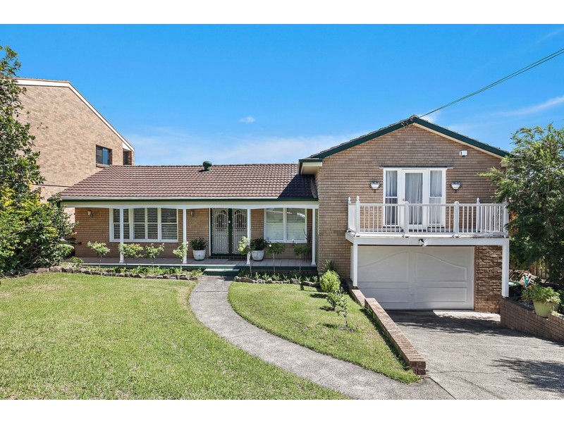 10 Goolagong Circuit, Mount Warrigal NSW 2528