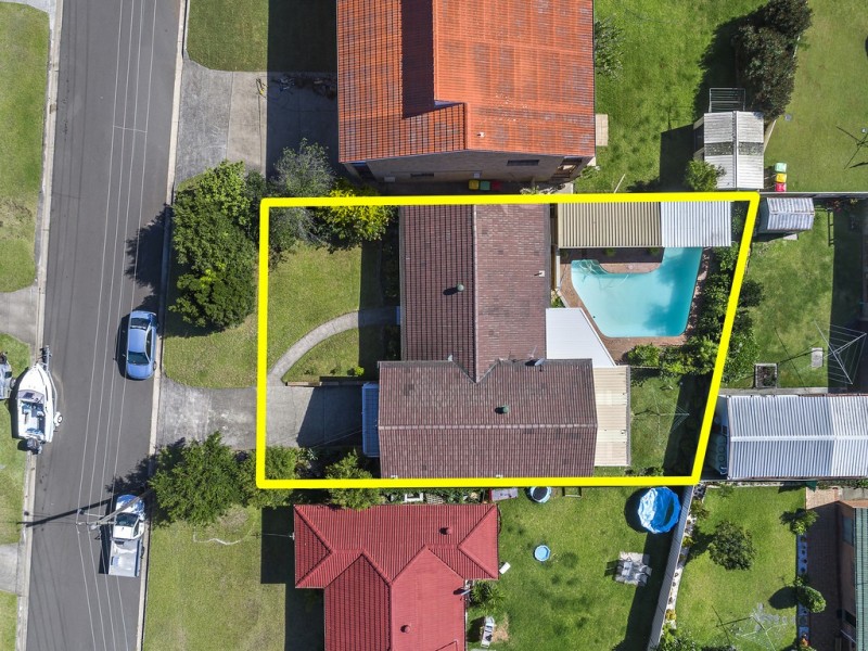 10 Goolagong Circuit, Mount Warrigal NSW 2528
