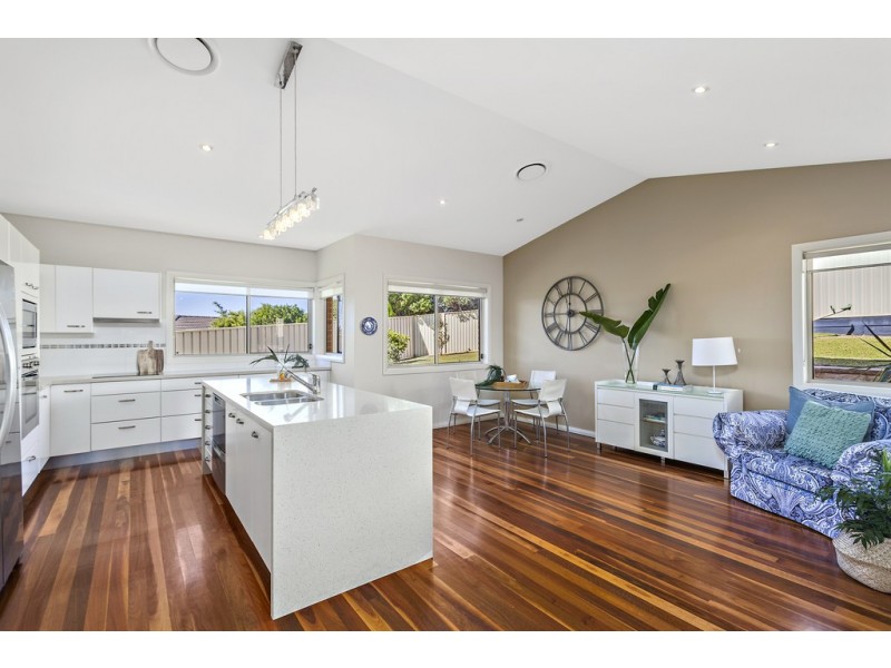 22 Theatre Terrace, Kanahooka NSW 2530