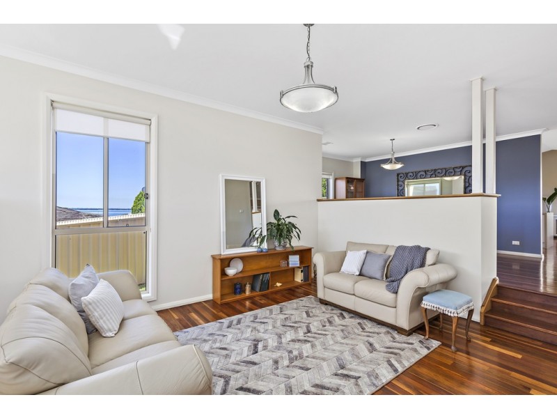 22 Theatre Terrace, Kanahooka NSW 2530