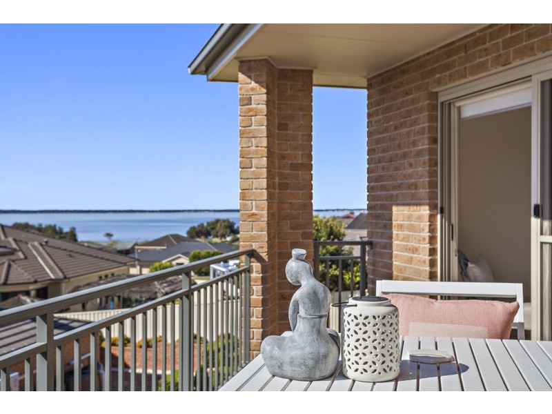 22 Theatre Terrace, Kanahooka NSW 2530