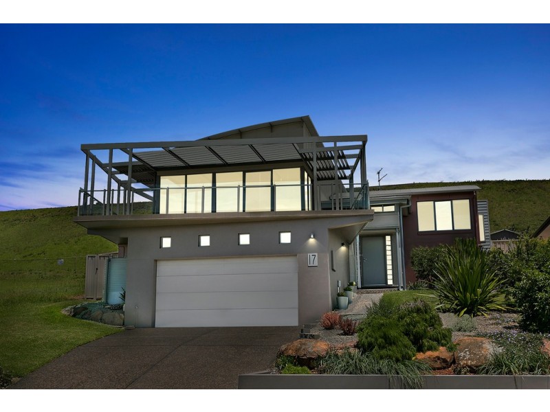 17 Albatross Drive, Blackbutt NSW 2529