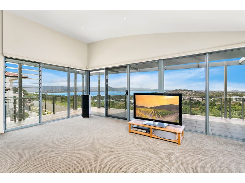 17 Albatross Drive, Blackbutt NSW 2529