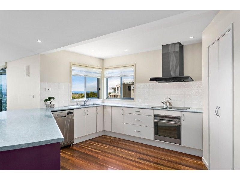 17 Albatross Drive, Blackbutt NSW 2529