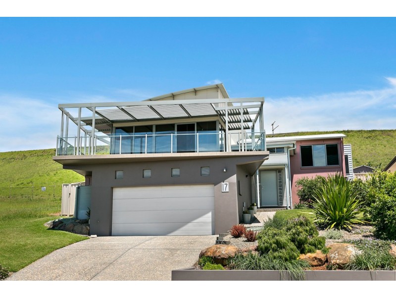 17 Albatross Drive, Blackbutt NSW 2529