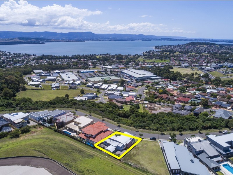 17 Albatross Drive, Blackbutt NSW 2529