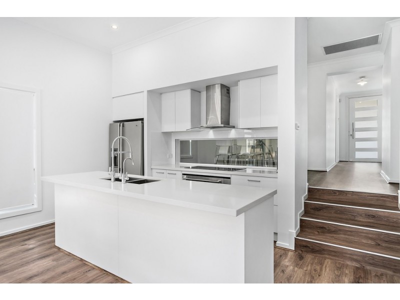 5 The Promontory Drive, Shell Cove NSW 2529