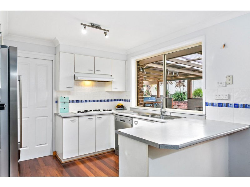 9 Baronda Close, Flinders NSW 2529