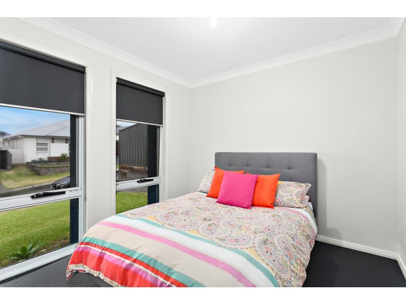 13 Elizabeth Circuit, Flinders NSW 2529