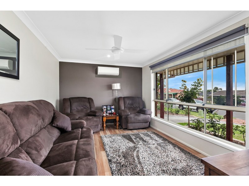 8 Mayfield Circuit, Albion Park NSW 2527