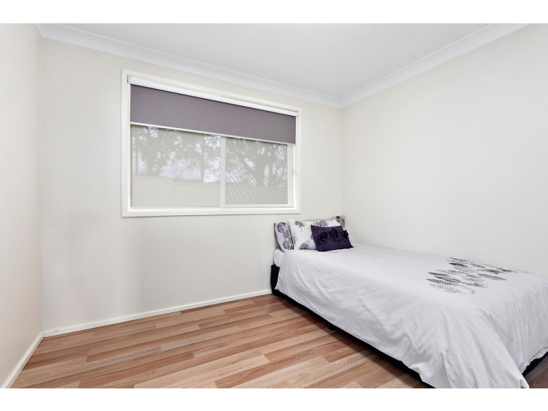 8 Mayfield Circuit, Albion Park NSW 2527