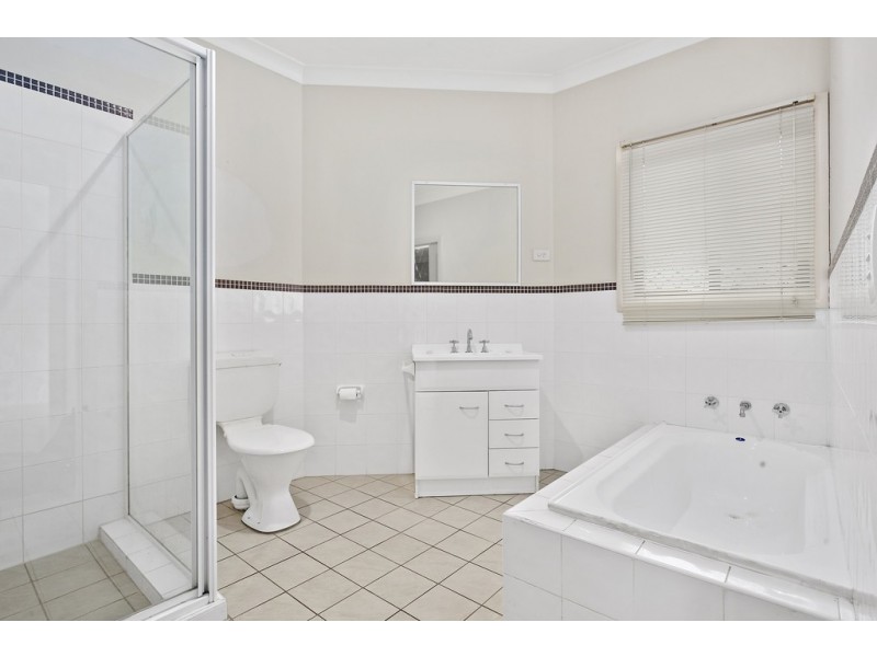 4/365 Princes Highway, Albion Park Rail NSW 2527