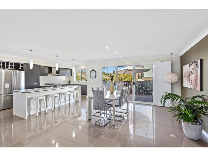 1 St Andrews Parkway, Shell Cove NSW 2529