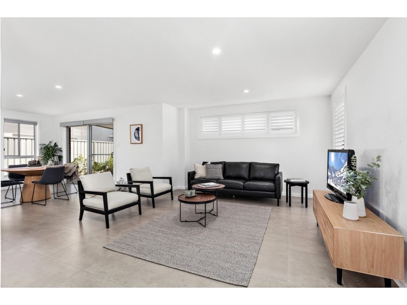 11 Cowries Avenue, Shell Cove NSW 2529