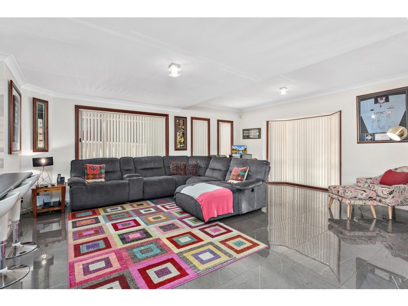 151 Lake Entrance Road, Barrack Heights NSW 2528