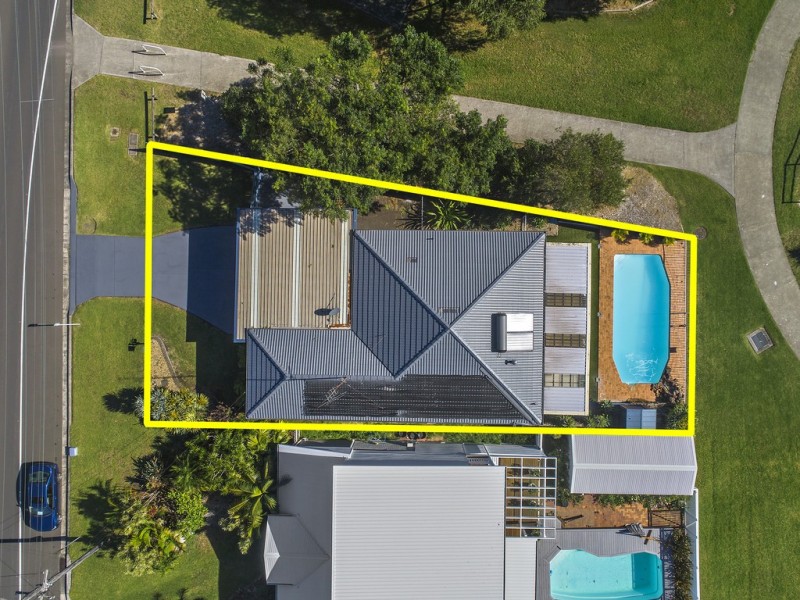 107 The Esplanade, Oak Flats NSW 2529