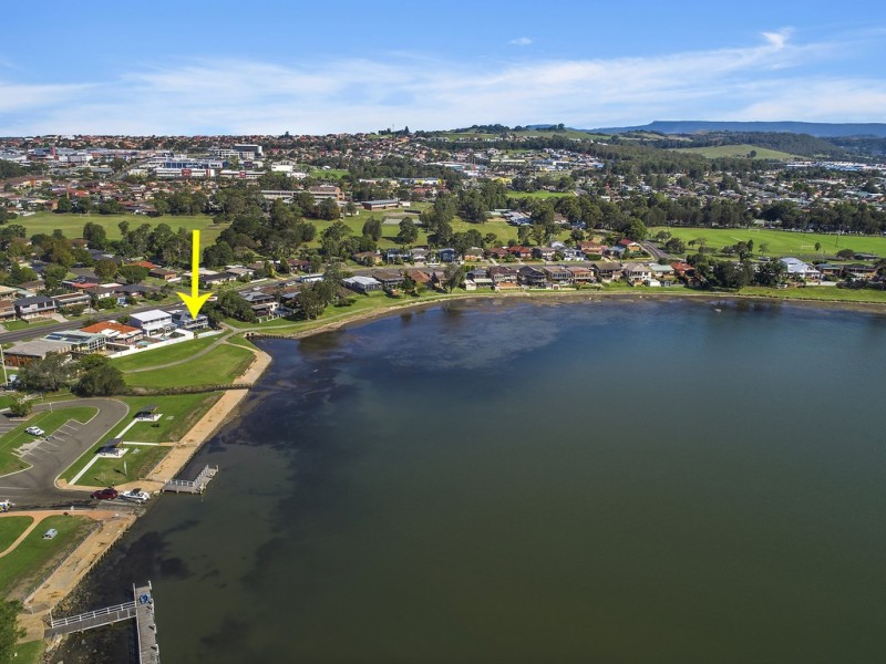 107 The Esplanade, Oak Flats NSW 2529