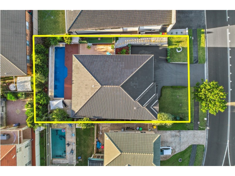 42 Southern Cross Boulevarde, Shell Cove NSW 2529